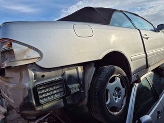 Mercedes CLK200 W208 2000-thumb-1