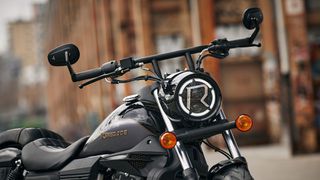 UM 2025 RENEGADE FREEDOM 300CC COLOR BLACK GREEY ΚΑΙ ΔΩΡΑ-thumb-2