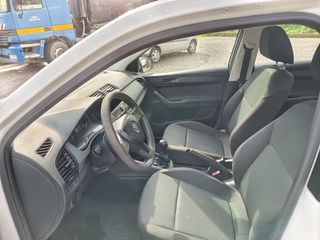 Skoda Fabia 2017 1.4 TDI 90HP  ΕΛΛΗΝΙΚΗΣ ΑΝΤΙΠΡΟΣΩΠΕΙΑΣ!!!-thumb-8