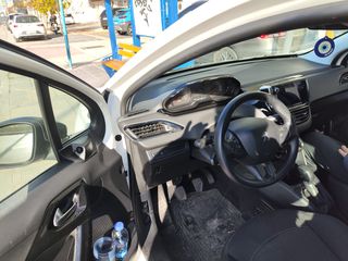 Peugeot 208 2012 ACTIVE 1.4 DIESEL-thumb-5