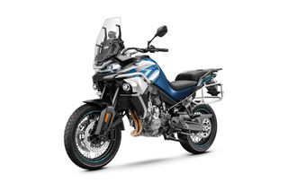 CFmoto 800ΜΤ Sport 2026 ΜΕ ΔΩΡΟ ΤΡΙΒΑΛΙΤΣΟ CRAFTED