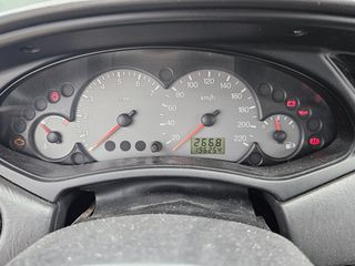 Ford Focus 2003 1.4 TREND-thumb-1