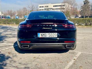 Porsche Panamera 2017 4 E-HYBRID-thumb-8