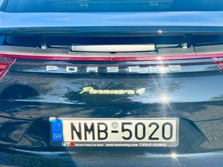 Porsche Panamera 2017 4 E-HYBRID-thumb-10