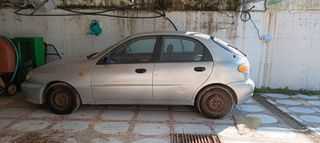 Daewoo Lanos 2001-thumb-1