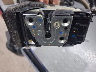 ΚΛΕΙΔΑΡΙΑ ΕΜΠΡΟΣ ΑΡΙΣΤΕΡΗ (ΟΔΗΓΟΥ)  NISSAN QASHQAI   , RENAULT KADJAR