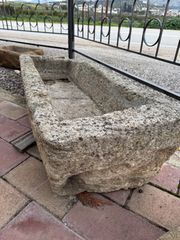 Γούρνες Νιπτήρες βρύσες νεροχύτες  Παλιά πέτρινη γούρνα, παλιός νιπτήρας, νεροχύτης, παλιό πέτρινο πάτωμα ντουζιέρας, διάφορα μεγέθη