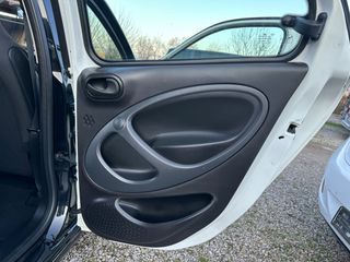 Smart ForFour 2017-thumb-38