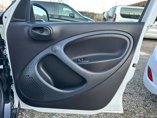 Smart ForFour 2017-thumb-21