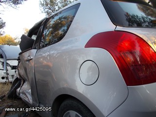 Suzuki Swift 2007 1328 CC  -thumb-2