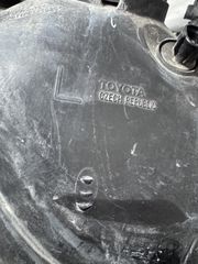 Φανάρια εμπρός Toyota Yaris 2012 -2018 γνήσια-thumb-2