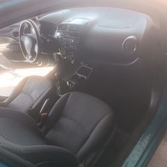 Mitsubishi Space Star 2015-thumb-10