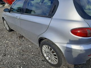 Alfa romeo 147 face lifting-thumb-1
