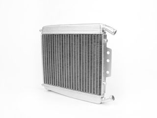 Ψυγείο Νερού Για Piaggio/Gilera X7-X8-Runner 125-150-200-250-300cc 2004-2016 Μοντέλα Καινούργιο Γνήσιο
