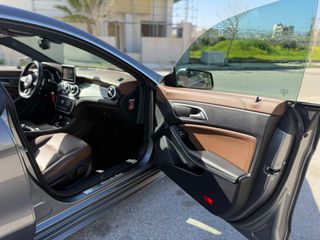 Mercedes-Benz CLA 180 2015 CLA COUPé 180 AMG LINE 7G-DCT-thumb-10