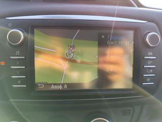 Toyota Yaris 2017-thumb-10