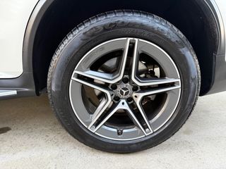 Mercedes-Benz GLC 300 2020 COUPE *AMG* 4MATIC 9G-TRONIC-thumb-12