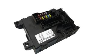 Ασφαλειοθήκη OPEL CORSA Hatchback / 3dr 2006 - 2011 ( D ) 1.0 (L08, L68) ( Z 10 XEP ) (60 hp ) Βενζίνη #13301560