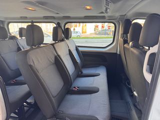 Opel Vivaro 2018 Combi 1.6 Ctdi 9seats-thumb-4