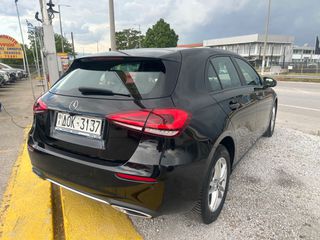 Mercedes-Benz A 180 2019 NAVI LED KAMERA KEYLESS AYT/ΠΑΡΚΑΡΙ XENON ΑΡΙΣΤΟ-thumb-3