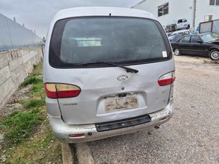 Hyundai H1 2004 2.3-thumb-3