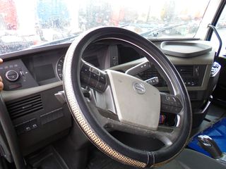 Volvo 2017 FH 4 500 EURO 6-thumb-10