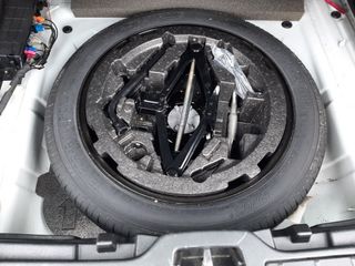 Volvo XC40 2019 1.5 T3 Geartronic Momentum ΕΛΛΗΝΙΚΟ 1ο χέρι-thumb-7