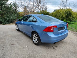 Volvo S60 2015 VOLVO S60 "15 FACE LIFT  D2
