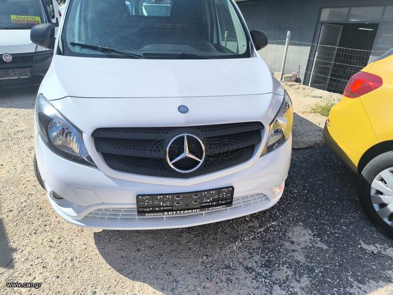 Mercedes-Benz 2019 maj