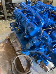 Perkins v8 510-thumb-2