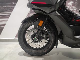 Honda 2026 FORZA 350 special color smart top box-thumb-8