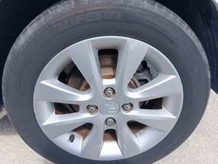 Hyundai i 20 2013 1,2  SOUND EDITION-thumb-6
