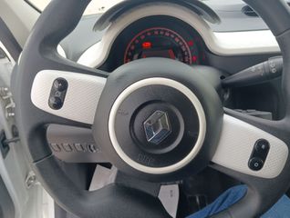 Renault Twingo 2016 1000 SCE LIVE-thumb-10