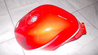 HONDA VFR 800 RC46 1998-2001 ΝΤΕΠΟΖΙΤΟ ΒΕΝΖΙΝΗΣ ΓΝΗΣΙΟ ΚΑΘΑΡΟ ΕΣΩΤΕΡΙΚΑ ΜΕ ΒΟΥΛΙΑΓΜΑΤΑΚΙ