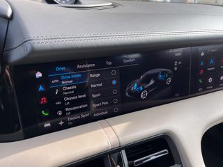 Porsche Taycan 2021 4S Performance Plus-thumb-44