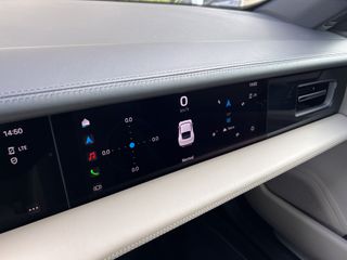 Porsche Taycan 2021 4S Performance Plus-thumb-52