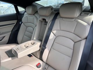 Porsche Taycan 2021 4S Performance Plus-thumb-15