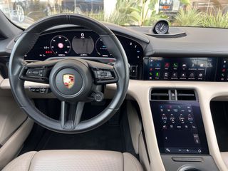 Porsche Taycan 2021 4S Performance Plus-thumb-33