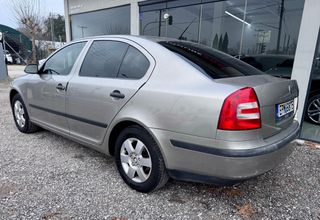 Skoda Octavia 2006-thumb-3