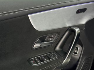 Mercedes-Benz A 250 2021 eAMG/Panorama/Digital-thumb-11