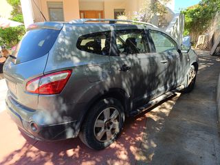 Nissan Qashqai+2 2012