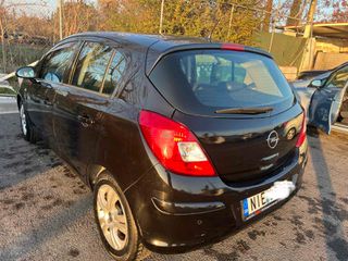 Opel Corsa 2011-thumb-1
