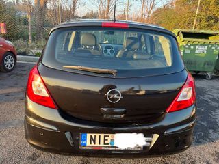 Opel Corsa 2011-thumb-2