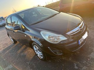 Opel Corsa 2011-thumb-4