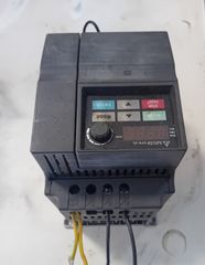 Ρυθμιστής στροφών (INVERTER) Μονοφασική DELTA είσοδος 1x230V & έξοδος 3x230V 1,5Kw 2HP 7,50A