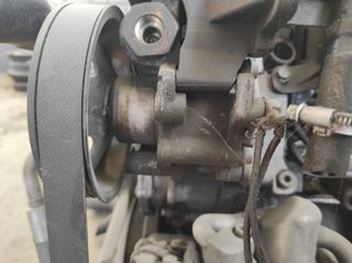 ΑΝΤΛΊΑ ΥΔΡΑΥΛΙΚΟΎ ΤΙΜΟΝΙΟΎ 2.5cc DIESEL MERCEDES E