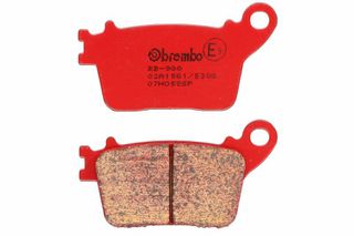 Κωδ.326611 Brembo τακάκια πίσω δρόμου μεταλλικάSP, 41,7x77,2x8,9mm για HONDA CBR, YAMAHA MT-10, YZF-R1 1000 201 τηλ.215-215-8211