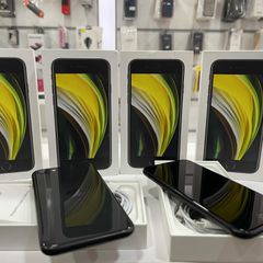 Apple iPhone SE 2020 (64GB)-thumb-1