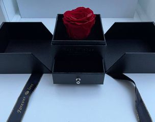 Forever Rose Κόκκινο, με θήκη κοσμήματος σε πολυτελές κουτί 32cm X 10cm X 11cm-thumb-1