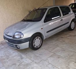 Renault Clio 2000 2000